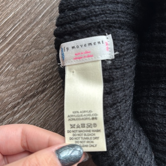 Free People Movement Women’s Cool Down Beanie- Black - Picture 4 of 4